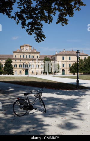 Parco Ducale und Dogenpalast, Parma, Emilia Romagna, Italien, Europa Stockfoto