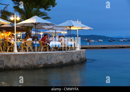 Waterfront Restaurant, Spanien, Mittelmeer, Europa Stockfoto