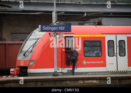 S1 (s-Bahn) Solingen, Dortmund, Nordrhein-Westfalen, Stockfoto