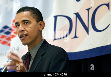 Illinois Senator Barack Obama spricht bei einem New-Jersey Delegation treffen während der Democratic National Convention 2004 in Boston Stockfoto