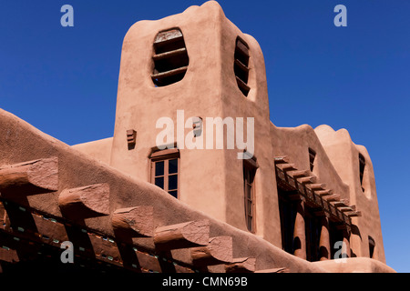 Santa Fe, New Mexico, USA. Native Museum für zeitgenössische Kunst Stockfoto