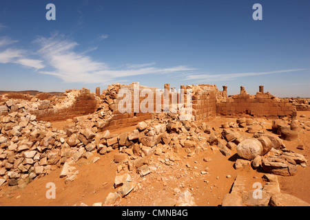 Tempel 100 große Gehäuse, Musawwarat es Sufra, Sudan, Nordafrika Stockfoto