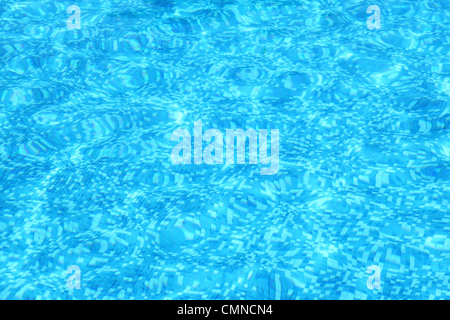 Aqua Blau Wasser Hintergrund im Schwimmbad Stockfoto