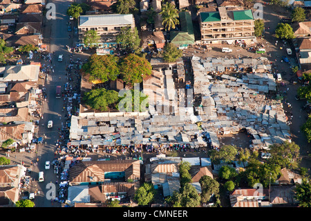 Markt in Moshi Town center, Luftaufnahme, Kilimanjaro Region, Tansania Stockfoto