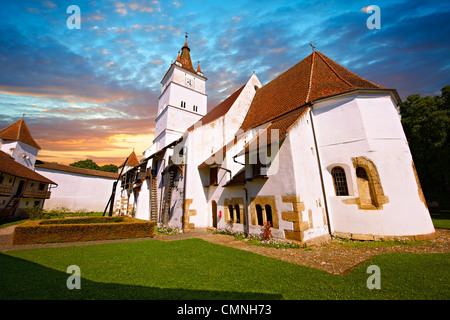 Die mittelalterlichen befestigten sächsischen Kirche von Harman. Kronstadt, Transylvania. UNESCO-Weltkulturerbe. Stockfoto