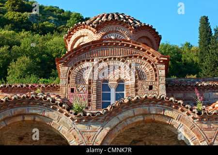 Die byzantinische Kirche der Hagia Sophia im Kloster von Christus der Geber des Lebens. Mystras, Sparta, Peloponnes, Griechenland. Stockfoto