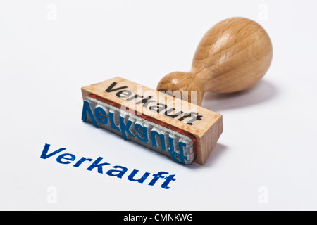 Detailansicht Eines Stempels Mit der Aufschrift Verkauft | Detail-Foto einer Briefmarke mit Inschrift in deutscher Sprache verkauft Stockfoto