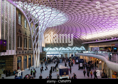 Die neue Buchung Halle am Kings Cross Station, London Stockfoto