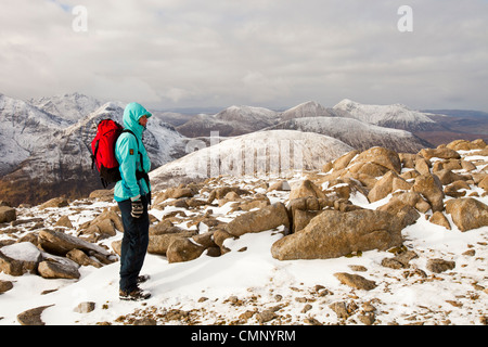 Die Ansicht West in den Cullins Beinn Dearg Mhor Gipfel, hinter Broadford auf der Isle Of Skye, Schottland, UK, Stockfoto