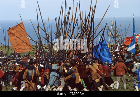 englischer Bürgerkrieg Reinactment bei Scarborough Castle Yorkshire uk Stockfoto