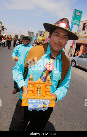 Arica Chile, Avenida Pedro Montt, Carnaval Andino, Karneval der Anden, Parade, Probe, indigene, Aymara-Erbe, traditioneller Folklore-Tanz, Truppe, hispanische Musik Stockfoto