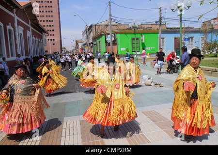 Arica Chile, Plaza Colon, Carnaval Andino, Andenkarneval, Parade, indigene, Aymara Erbe, Folklore traditionellen Tanz, Truppe, hispanische Frau weibliche Wome Stockfoto