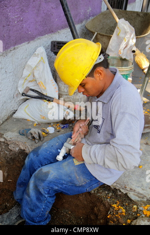 Lima Peru, Barranco District, Calle Rosello, Straße, Bürgersteig, Sedapal, Wasser und Abwasser, öffentliche Arbeiten, Infrastruktur, unter Neubau Baustelle Gebäude bauen Stockfoto