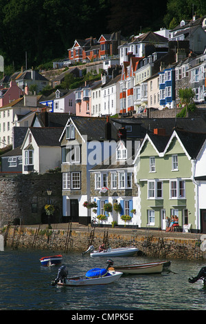 Die bunten und historische Waterfront Eigenschaften bei Bayards Cove, Dartmouth, Devon, England, UK Stockfoto