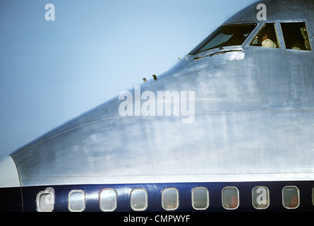 1990S 1991 NASE DER BOEING 747 FLUGZEUG MIT PILOT COCKPIT-SCHEIBEN Stockfoto