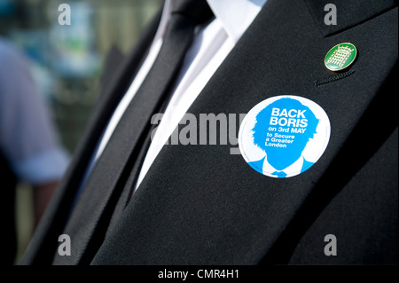 Boris Johnson auf Wahlkampftour in 2012 Stockfoto