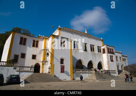 Palacio Nacional Palast Largo Rainha Dona Amelia Quadrat Sintra Portugal Mitteleuropa Stockfoto