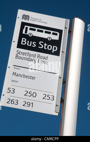 Bus Stop-Schild, neues Logo für TfGM Transport für Greater Manchester, ehemals größeren Manchester Transport Executive, GMPTE. Stockfoto