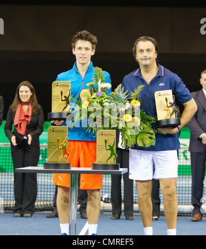 2. Platz Award für Doppel-Wettbewerb Paarung Champs und Talente für Henri Leconte (r.), J. Cagnina bei BNP Paribas Open Stockfoto