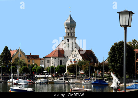 Pfarrkirche St. Georg Wasserburg am Bodensee. Stockfoto