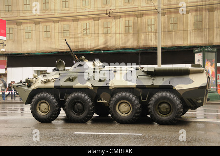 Moderne Panzer auf Probe der Militärparade in Moskau, Russland Stockfoto