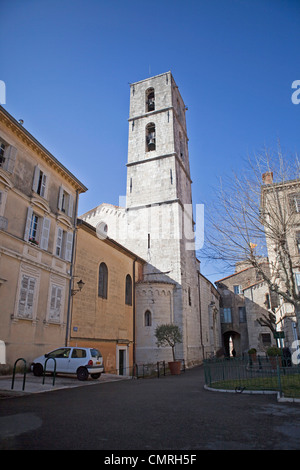 Aussenansicht der Cathédrale Notre-Dame-du-Puy in Grasse France 124285 Grasse Stockfoto