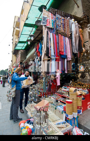 Ausländischer Tourist Khan El Khalili Souk Kairo Ägypten Stockfoto
