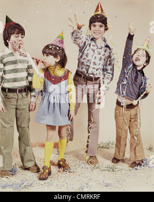 KINDER PARTY FAVORS RETRO-1970 1970S Stockfoto