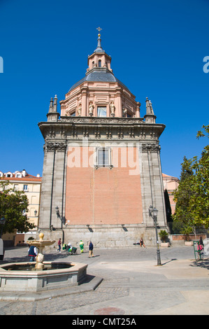 Iglesia San Pedro Capilla del Obispo Plaza de Puerta de Moros Kirchplatz La Latina Bezirk central Europe in Madrid Spanien Stockfoto