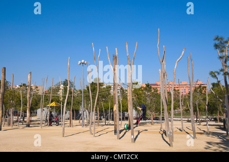 Spielplatz in Madrid Rio neue Parklandschaft Naherholungsgebiet rund um den Fluss Manzanares Madrid Spanien Europa Stockfoto