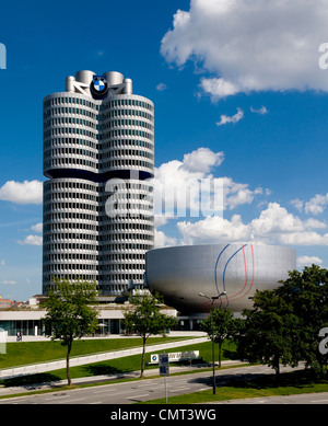 BMW Museum im Olympiapark, München Stockfoto