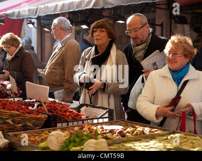 Obst und Gemüse in Rialto-Markt Stockfoto