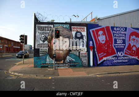 internationalen Wandmalereien senken fällt weg Belfast Nordirland Vereinigtes Königreich Stockfoto