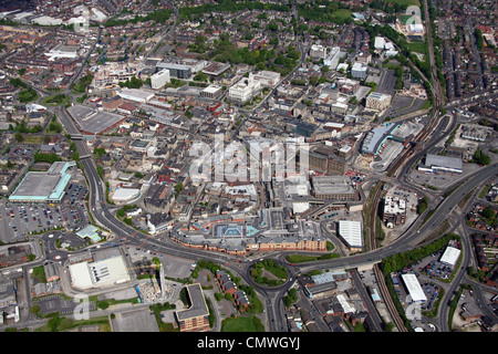 Luftaufnahme des Barnsley Stadtzentrums aus dem Südosten Stockfoto