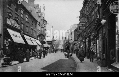 Dudley Street, Wolverhampton, Anfang 20. Jhdt. Die Räumlichkeiten des Lebensmittelvertriebsunternehmen Melias Ltd, auf der linken Seite. Andere bemerkenswerte Stockfoto