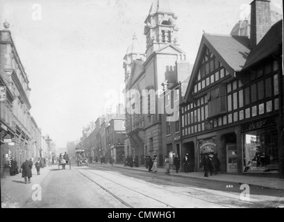 Darlington Street, Wolverhampton, um 1910. Blick auf Darlington-Straße in Richtung Queen Square in der Ferne suchen. Zu den Stockfoto