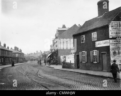 Dudley Road, Wolverhampton, Anfang 20. Jhdt. Eine frühe Ansicht von Dudley Road. Beachten Sie die Straßenbahn-Linien auf die Straße gesetzt. Beachten Sie auch, dass Stockfoto