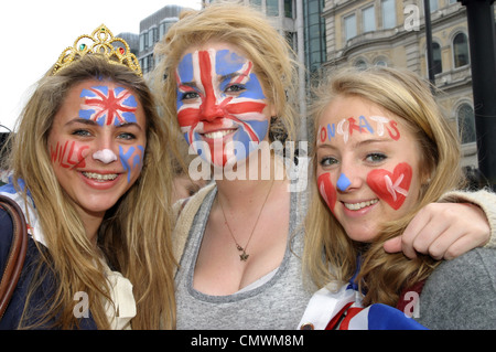 Party feiern in London am Tag der königlichen Hochzeit von William und Kate 2011 Stockfoto