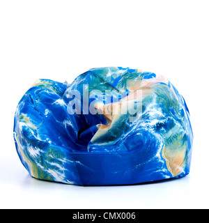 Plastische Welt deflationiert - global / Erde / gebrochen / Probleme / Klimawandel / Umwelt-Konzept Stockfoto