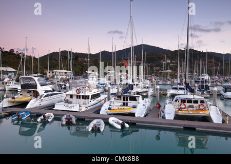 Yachten in Abel Point Marina. Airlie Beach, Whitsundays, Queensland, Australien Stockfoto