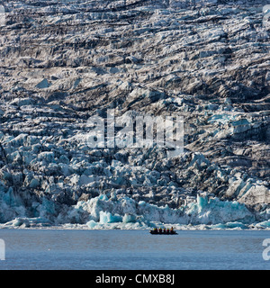 Tierkreis-Bootstour auf der Jökulsárlón Glacial Lagune, Breidamerkurjokull Gletscher, Vatnajökull-Eiskappe, Island Stockfoto