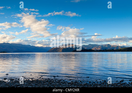 Am frühen Abend am Lake Wanaka, Otago, Neuseeland. Stockfoto