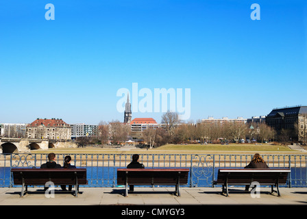 Neustadt vom rechten Ufer der Elbe, Dresden, Deutschland - Mar 2011 Stockfoto