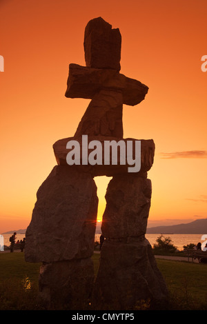 Das Inushuk-Denkmal in sunset Park an der English Bay, olympische Symbol Westend Stadt Vancouver, Kanada, Nordamerika Stockfoto