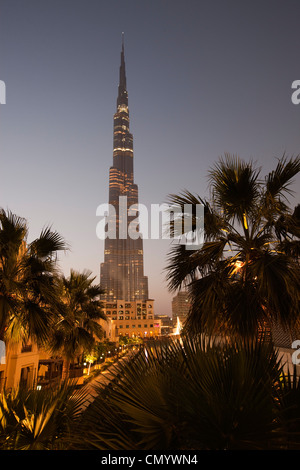 Burj Khalifa, dem höchsten Skycraper in der Welt, der 828 Meter, Burj Dubai, Dubai Mall, Vereinigte Arabische Emirate Stockfoto