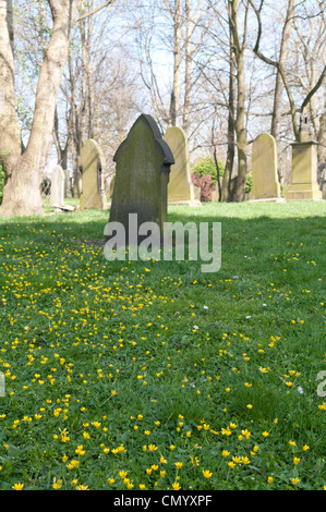 Friedhof; St.-Marien Kirche, Kippax Stockfoto