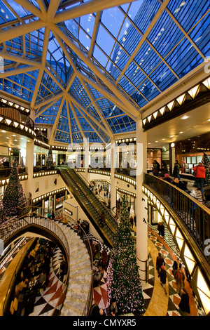 Innenarchitektur, Cristmas Einkaufen in Friedrich Straße, Berlin Mitte, Berlin, Deutschland Stockfoto