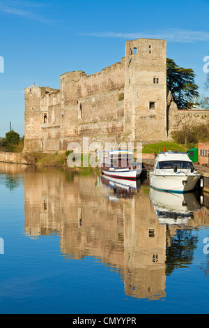 Newark-Burg und Fluss Trent Newark-on-Trent Nottinghamshire England UK GB EU Europa Stockfoto