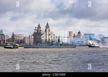 HMS Liverpool, so dass Wasser für die Stilllegung Stockfoto