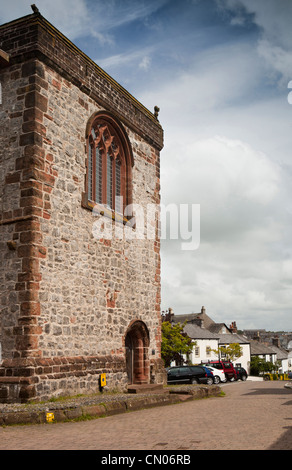 UK, Cumbria, Dalton in Furness, Schloss und alten Marktplatz Stockfoto